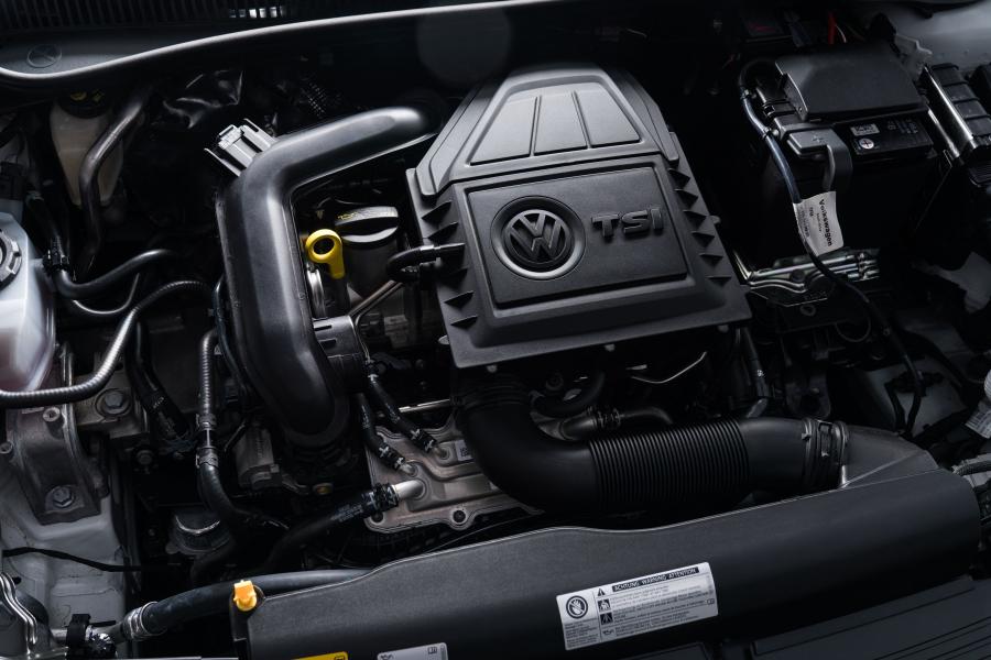 Моторный отсек Volkswagen Polo TSI Trendline 2018 года  (AU) (фото 9 из 29)